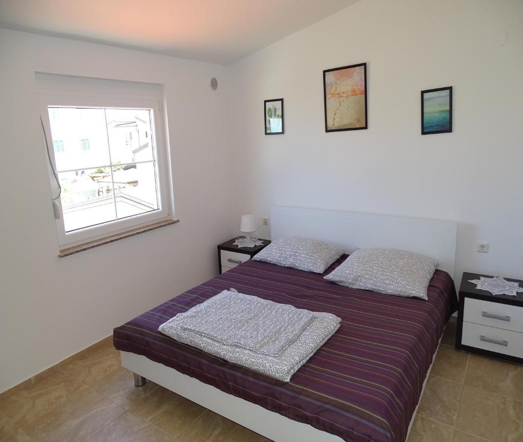 Apartmani David Vir Bagian luar foto