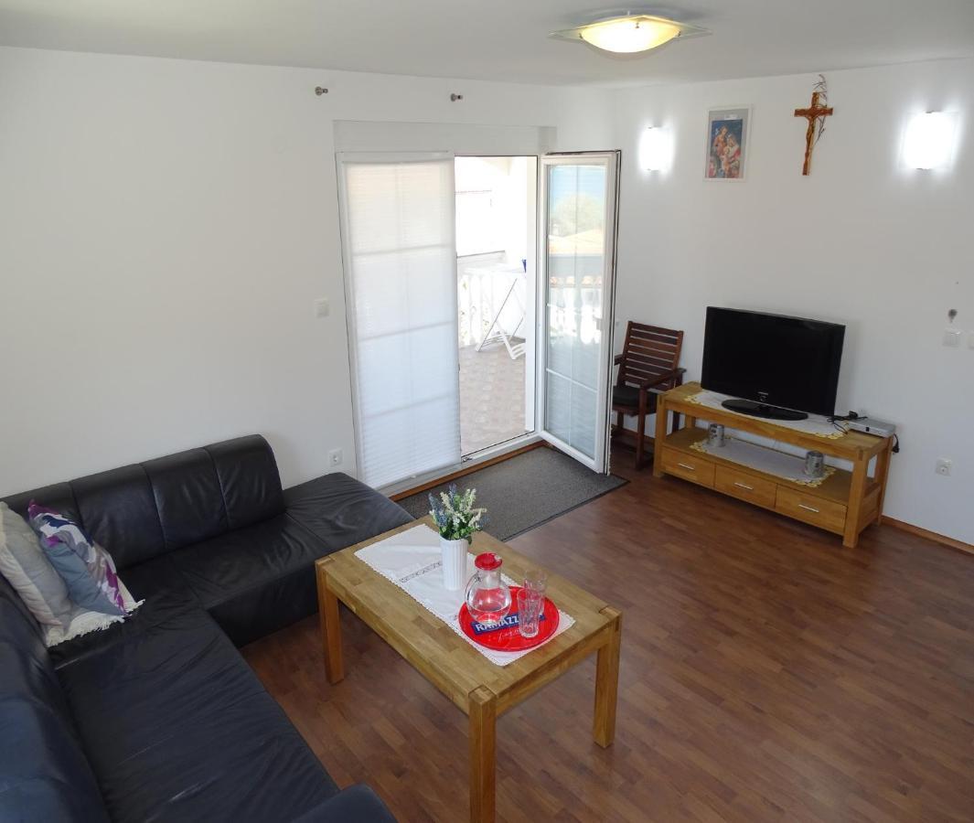Apartmani David Vir Bagian luar foto