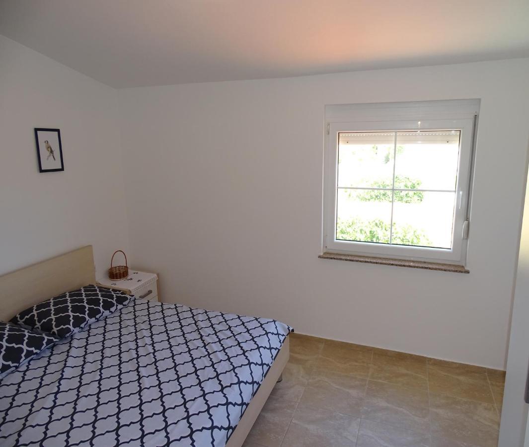 Apartmani David Vir Bagian luar foto