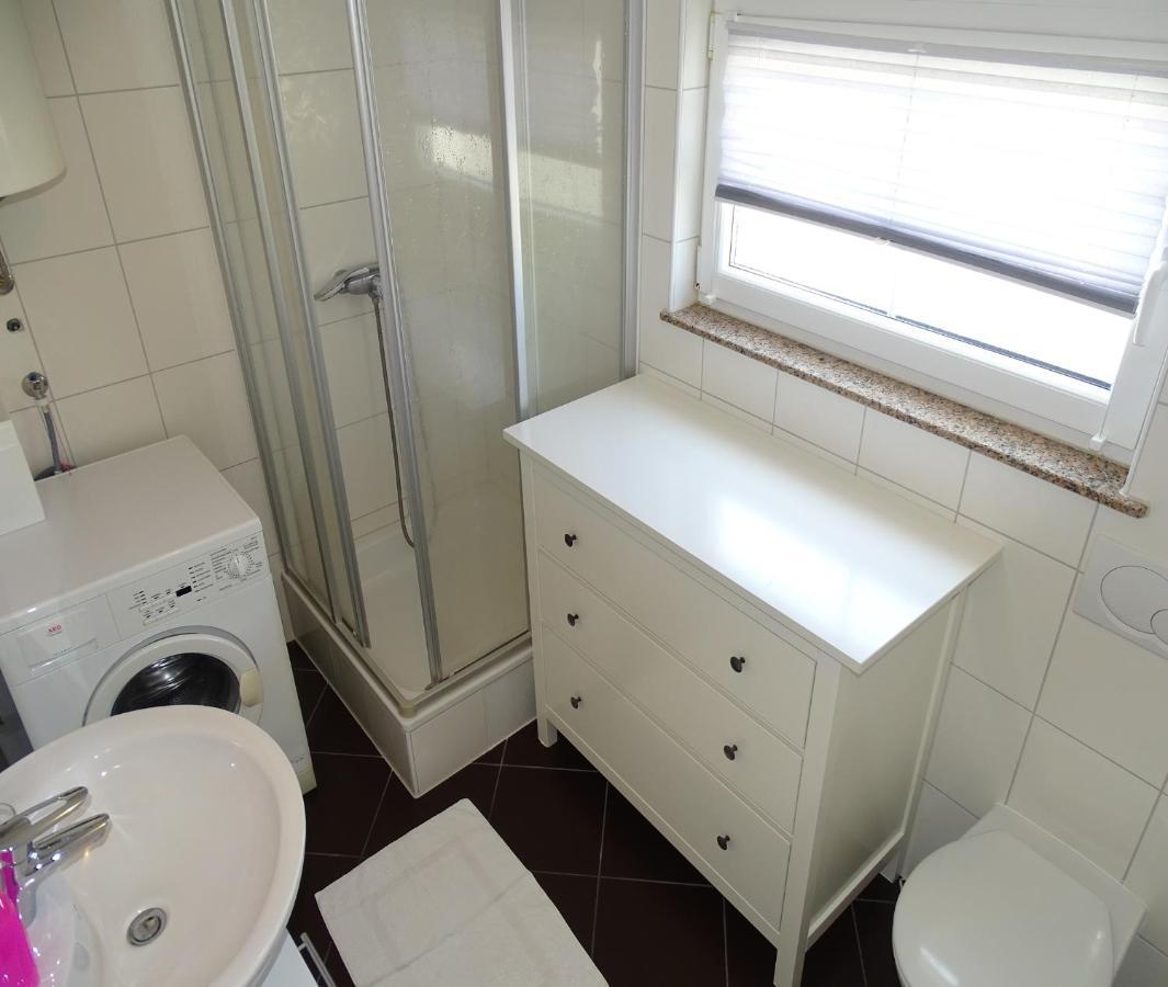 Apartmani David Vir Bagian luar foto