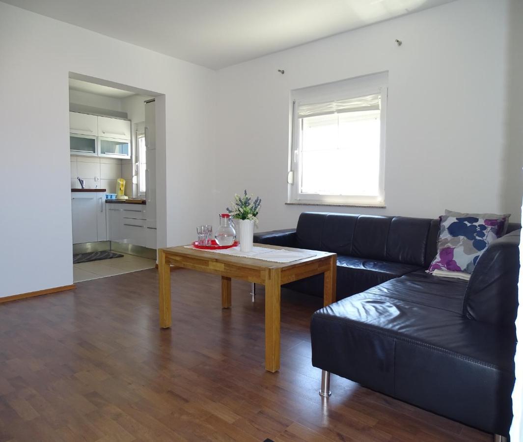 Apartmani David Vir Bagian luar foto