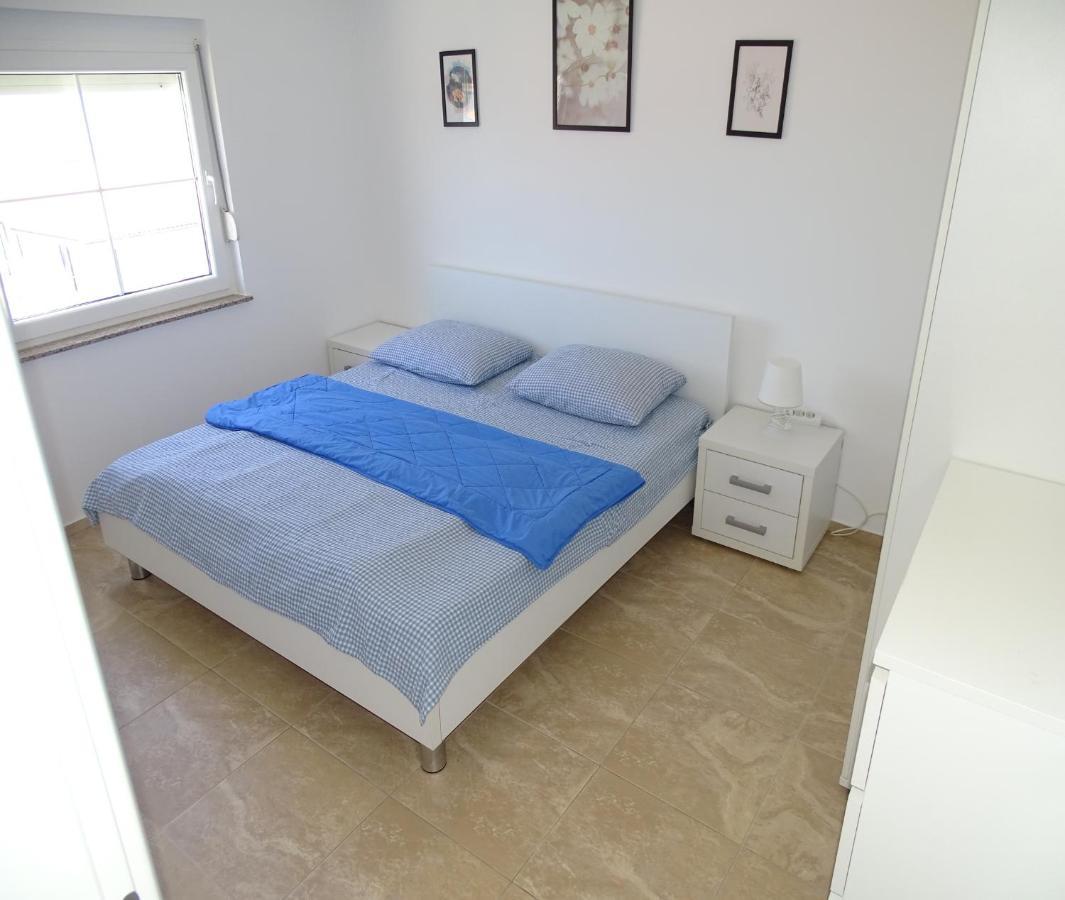 Apartmani David Vir Bagian luar foto