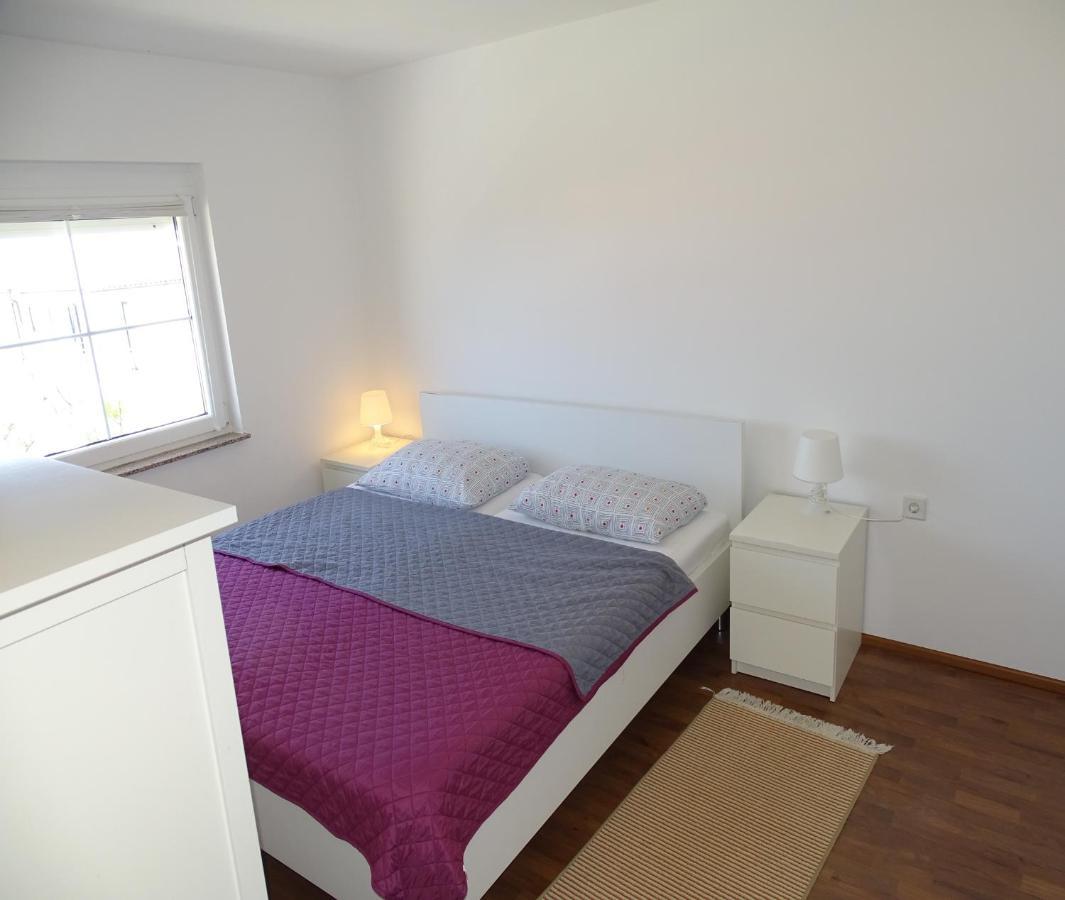 Apartmani David Vir Bagian luar foto